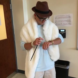 Meet your Posher, Carter